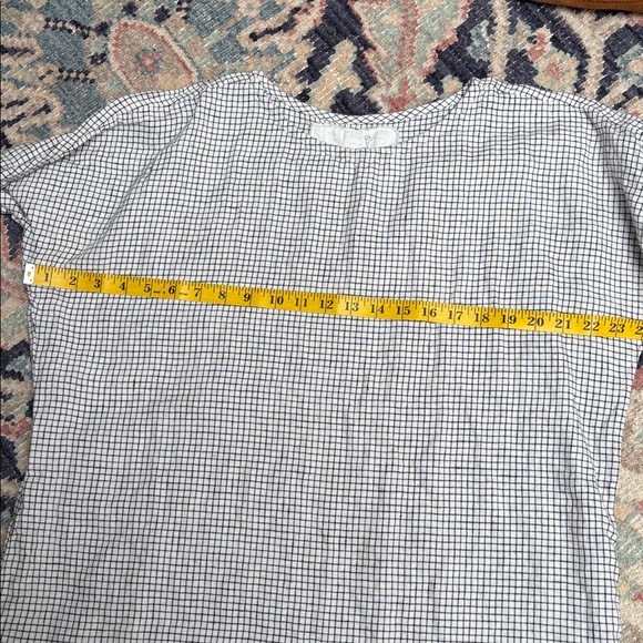 Not Perfect Linen tunic - Picture 7 of 9